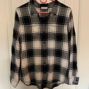 Like New! Calvin Klein Black/White Plaid Button Down Collared Long Sleeve Shirt